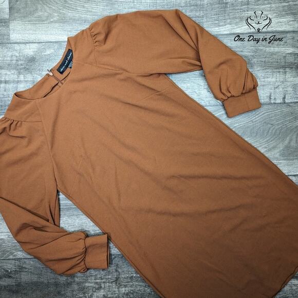 Clover and Sloane Long Sleeve Mini Dress Size 4 - Picture 3 of 7